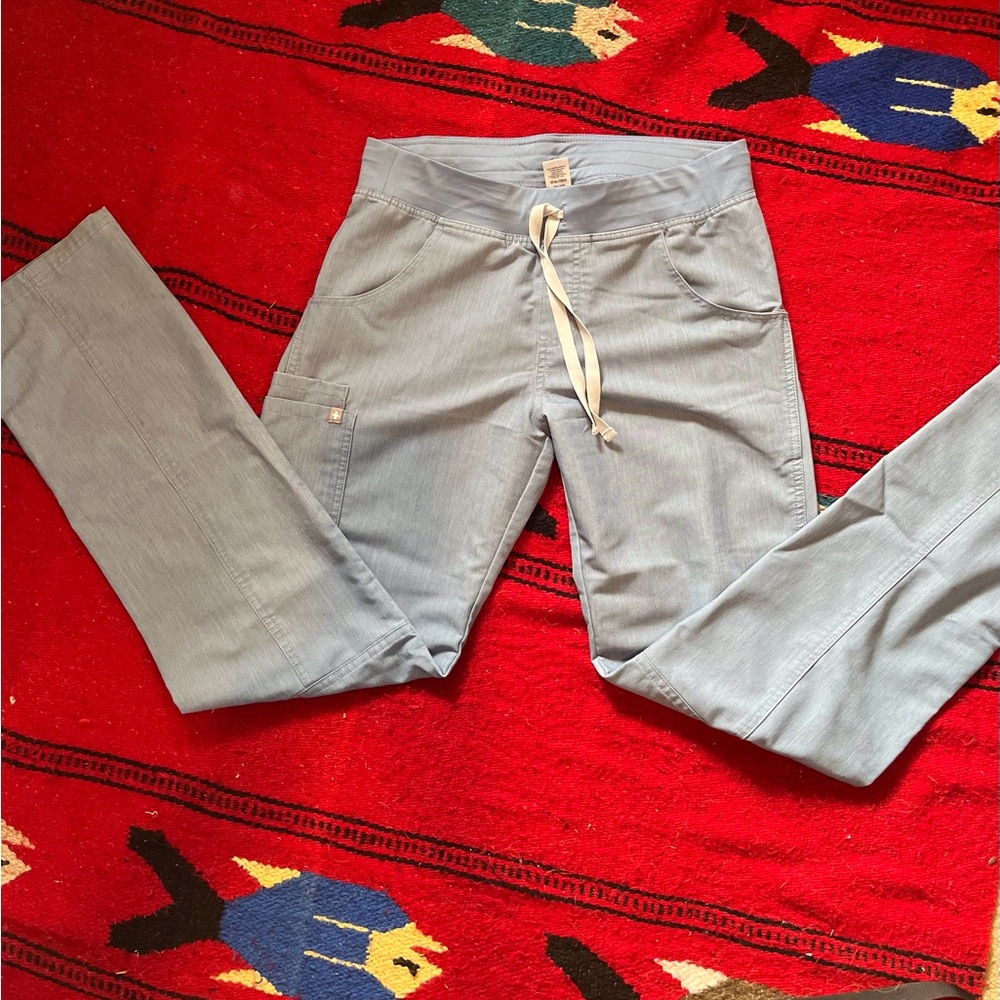 Figs Kade scrub Pants in Heather Indigo.